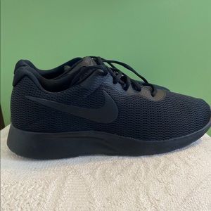 NWOT Nike Running Shoes - size 10